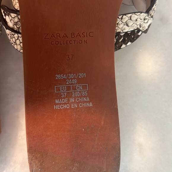 Zara Basic Collection Sandals - Picture 3 of 4